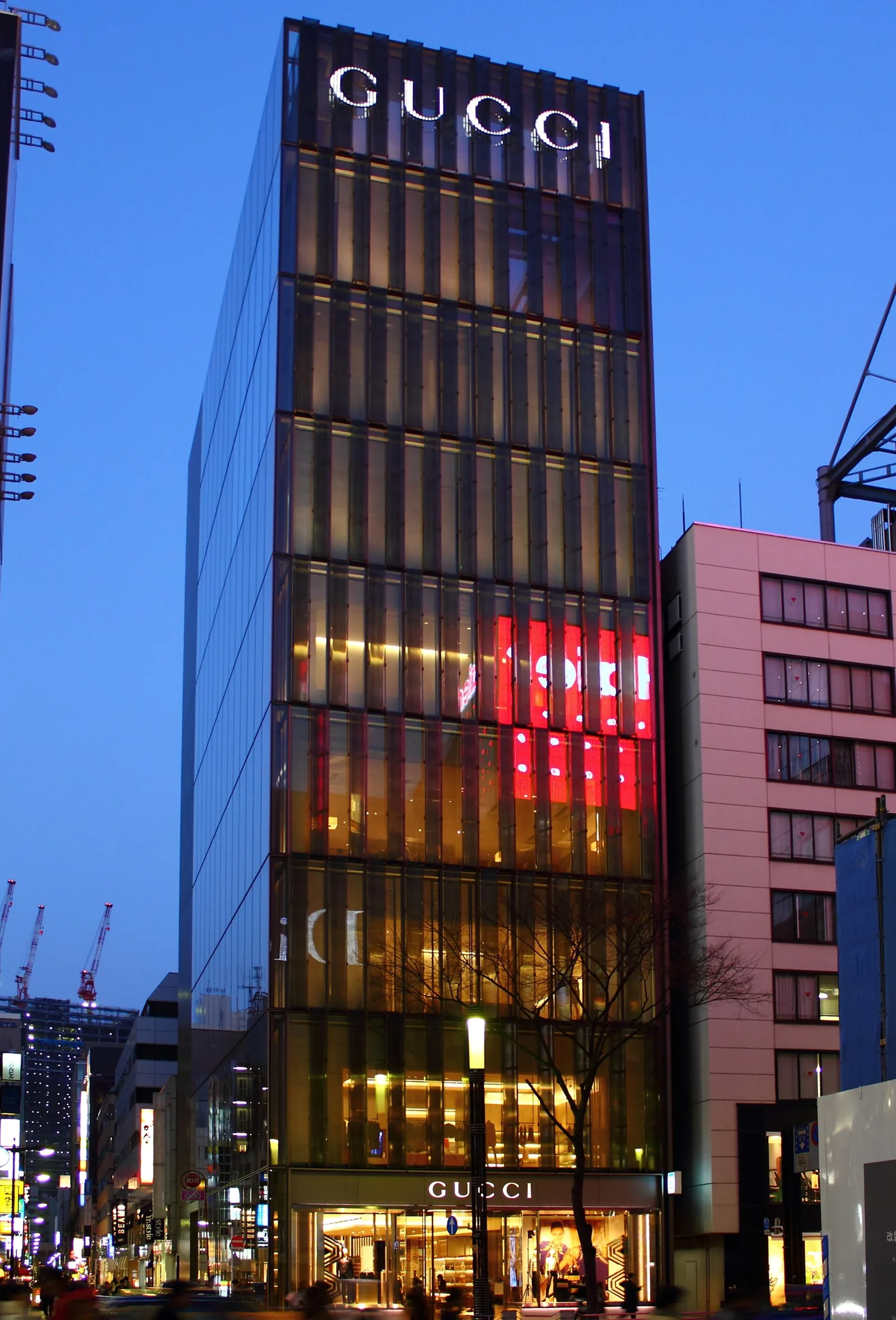 Lojas da Gucci no Japão